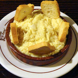 El ajo arriero es un plato típico de Cuenca